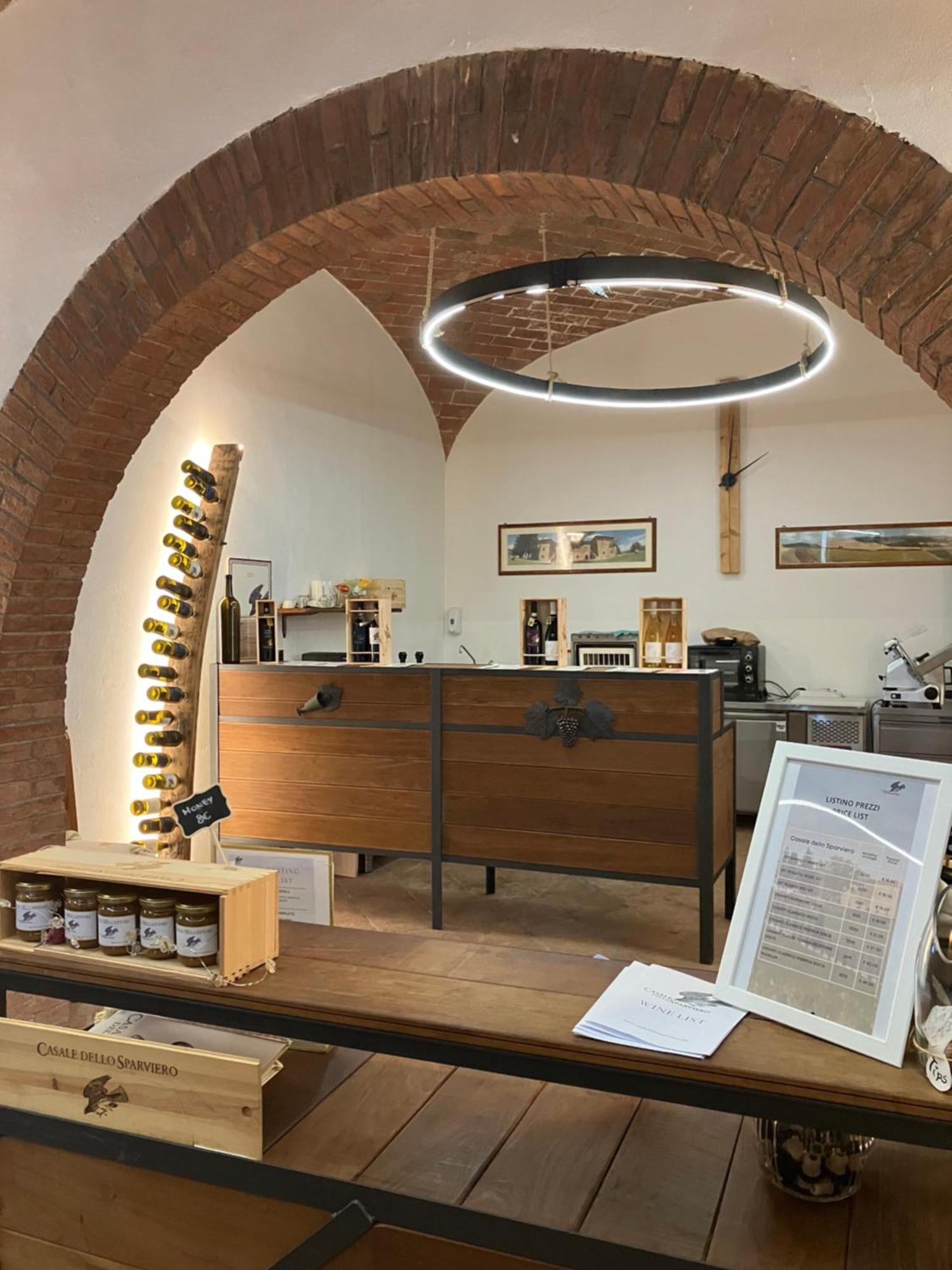 Agriturismo Casale Dello Sparviero Agroturismo *